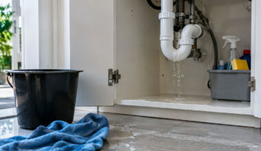 What To Do in the First 15 Minutes of a Plumbing Emergency